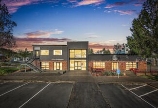 Plus de détails pour 124-138 NE 3rd St, Gresham, OR - Local commercial à vendre