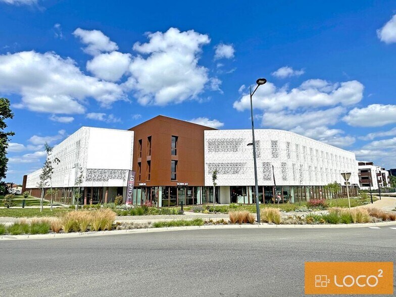 226 Avenue Des Pyrénées, Muret à louer - Photo de l’immeuble – Image 2 sur 23