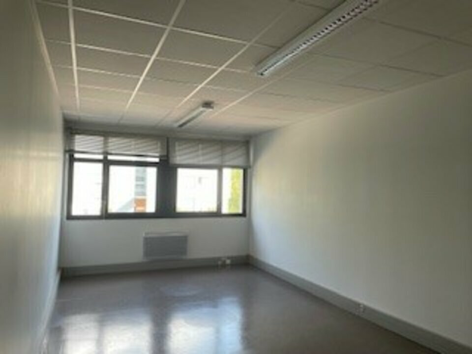 Bureau dans Vannes à vendre Photo intérieure– Image 1 sur 4