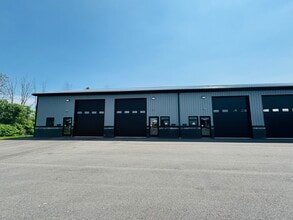 7431 Porter Rd, Niagara Falls, NY à louer Photo intérieure– Image 1 sur 17