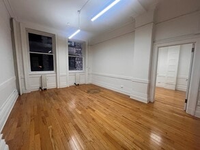 1123 Broadway, New York, NY à louer Photo intérieure– Image 2 sur 2