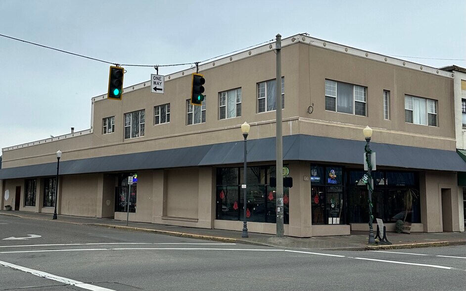 295 S Broadway, Coos Bay, OR à vendre - Photo de l’immeuble – Image 2 sur 73