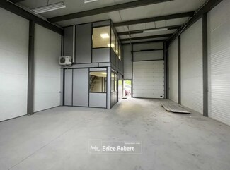 Plus de détails pour Industriel/Logistique à louer