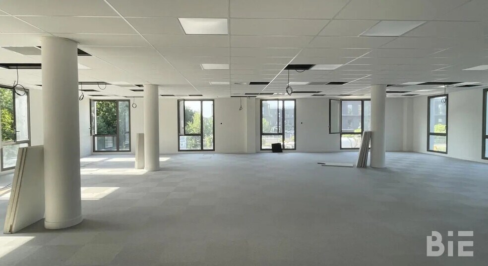 Bureau dans Mérignac à louer - Photo de l’immeuble – Image 3 sur 10
