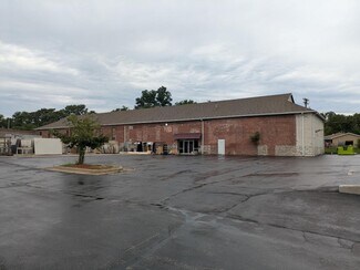 Plus de détails pour 1445 W Chestnut Expy, Springfield, MO - Local d'activités à louer