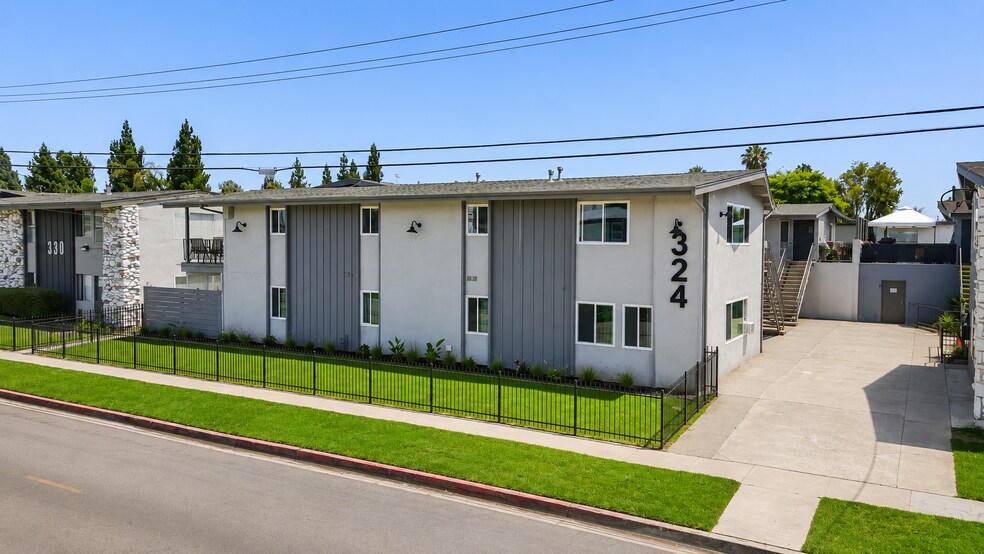 324 Leatrice Ln, Anaheim, CA à vendre - Photo de l’immeuble – Image 1 sur 11