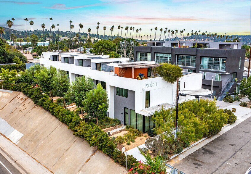 3559 Casitas Ave, Los Angeles, CA à vendre - Aérien – Image 2 sur 2