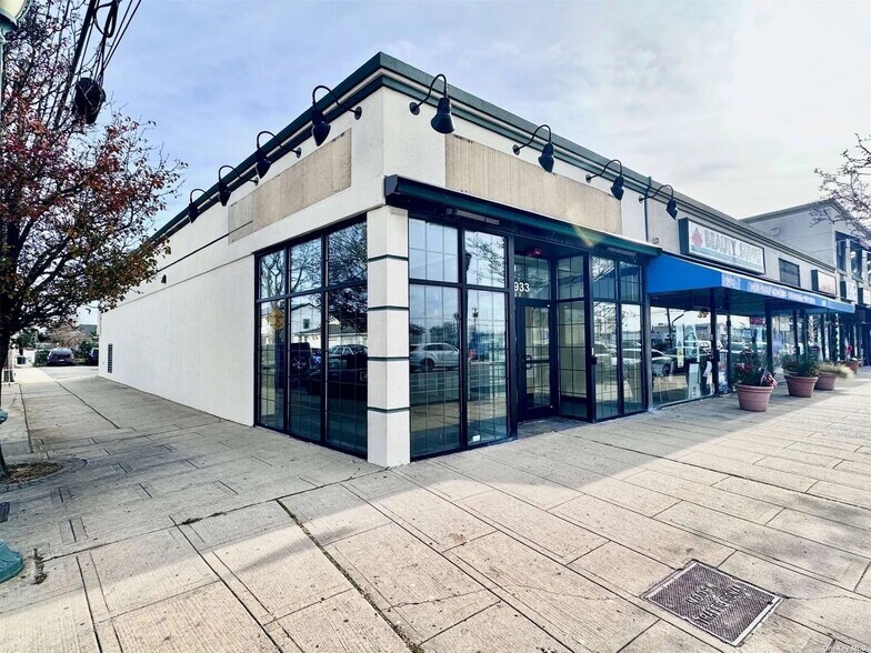 2933 Long Beach Rd, Oceanside, NY à louer - Photo principale – Image 1 sur 6