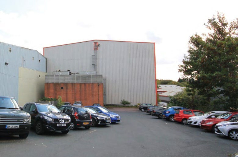 Henwood Rd, Ashford à louer Photo principale– Image 1 sur 2