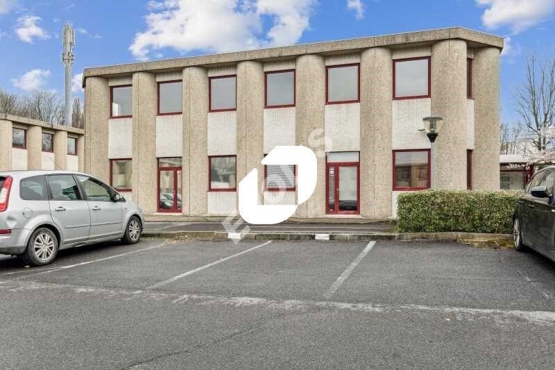 Bureau dans Tremblay-en-France à louer - Photo de l’immeuble – Image 1 sur 14