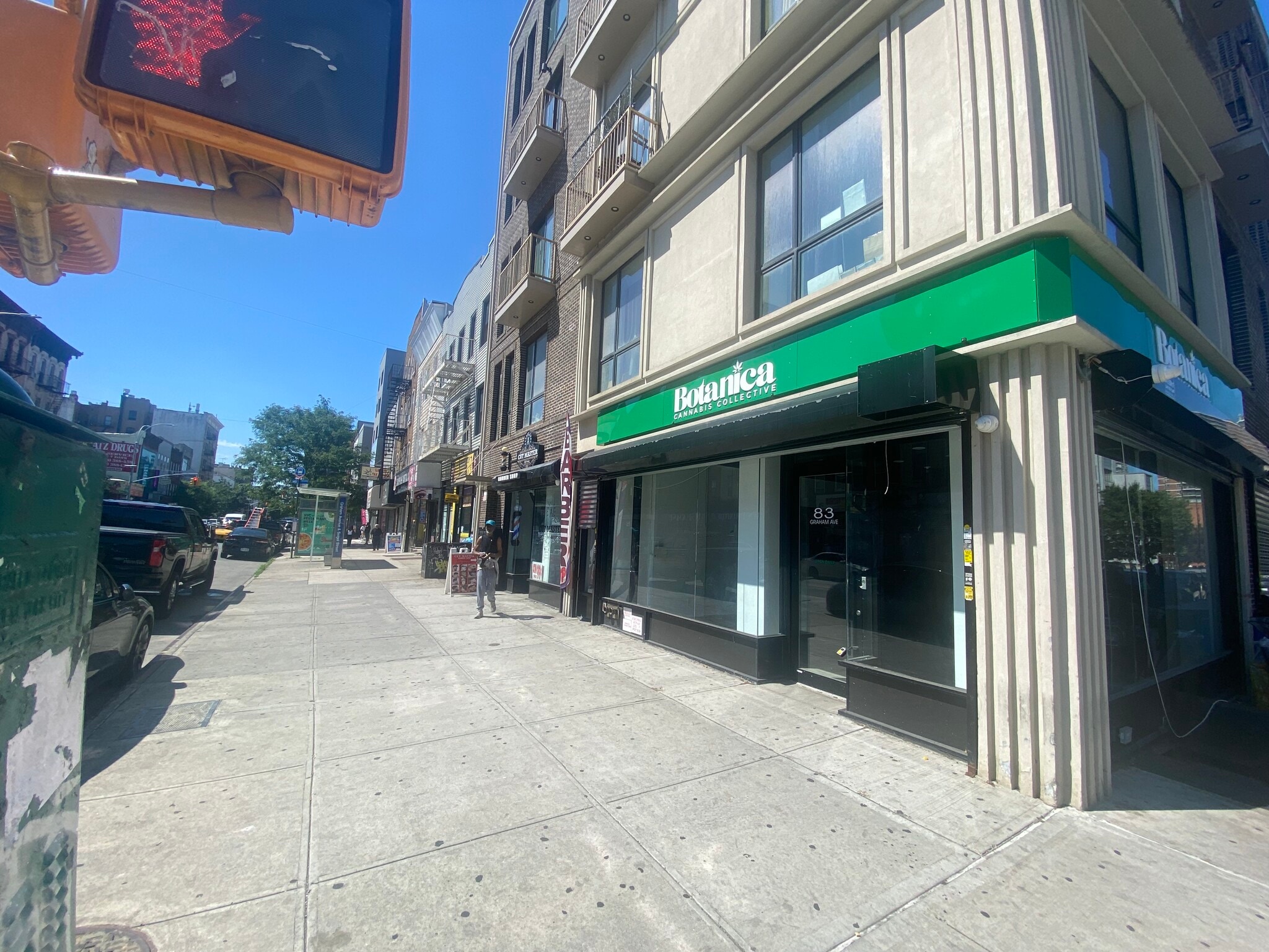 77-85 Graham Ave, Brooklyn, NY à louer Photo intérieure– Image 1 sur 11