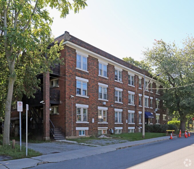 983-987 Main St E, Hamilton, ON à vendre - Photo de l’immeuble – Image 3 sur 7
