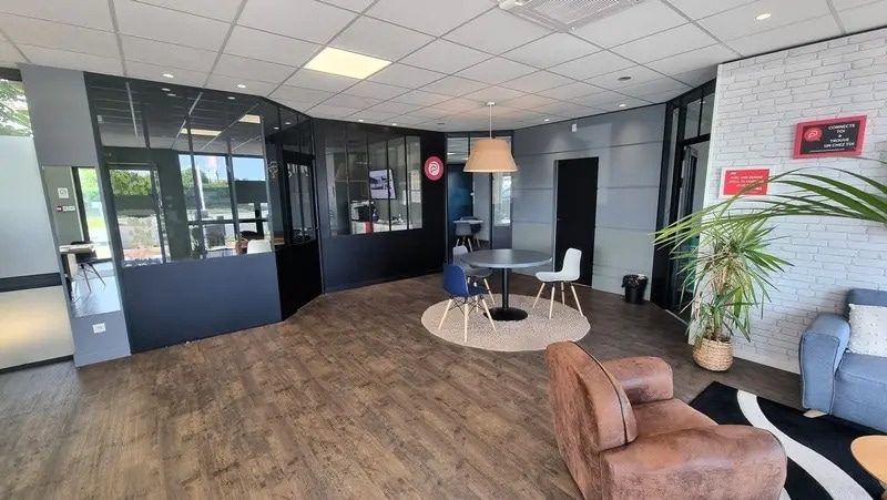 Local commercial dans SAINT-PIERRE-D'OLERON à vendre Hall d’entrée– Image 1 sur 6