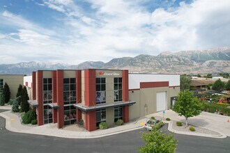 885 S Auto Mall Dr, American Fork, UT à louer Photo de l’immeuble– Image 1 sur 13
