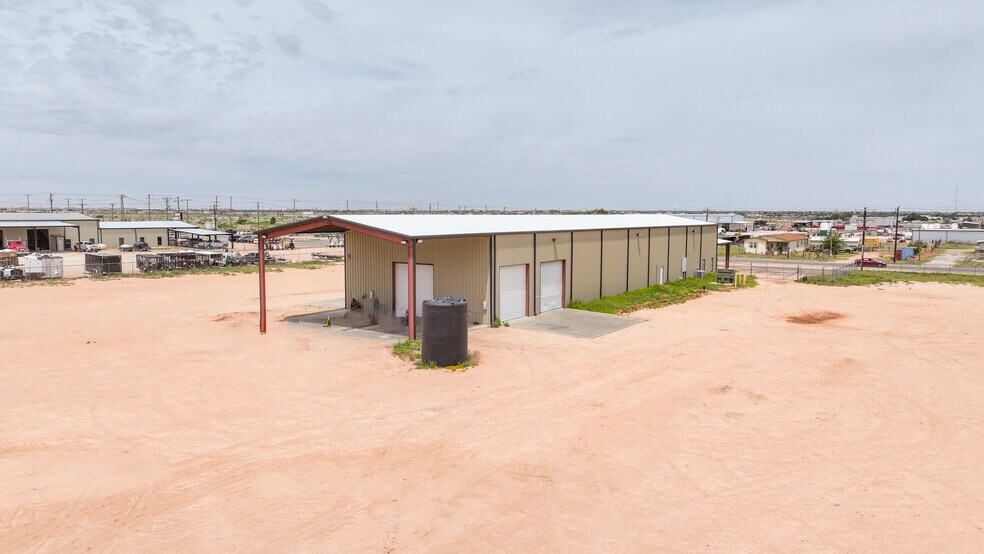 3201 W County Road 130, Midland, TX à vendre - Photo de l’immeuble – Image 3 sur 31
