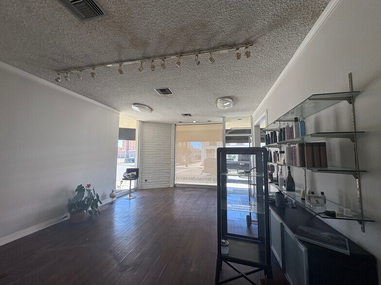23-29 S 6th St, Redlands, CA à louer - Photo de l’immeuble – Image 3 sur 14