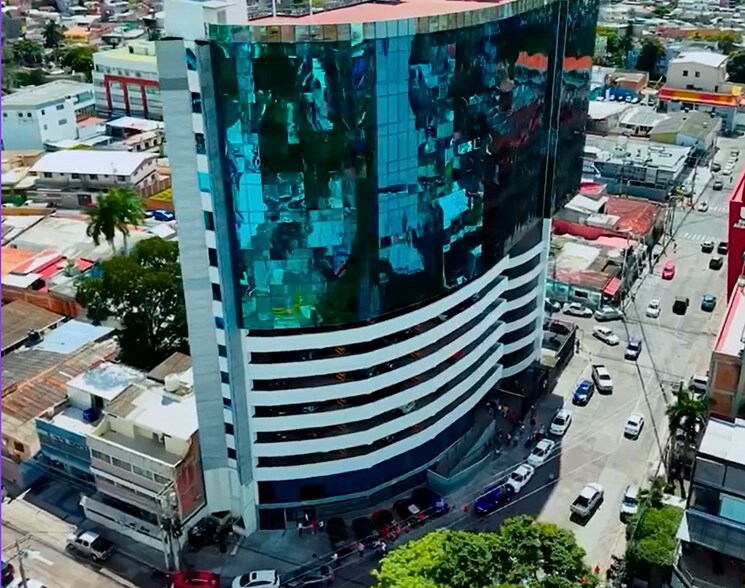 Bureau dans 401 Avenida Republica De Panama, Tegucigalpa, Avenida Republica De Panama à vendre - Photo de l’immeuble – Image 2 sur 11