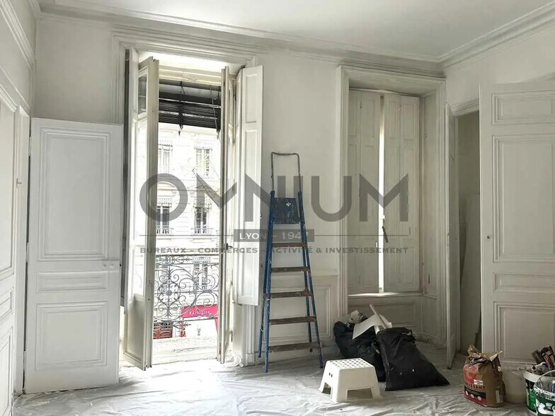 Bureau dans Lyon à louer - Photo de l’immeuble – Image 2 sur 5
