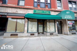 Plus de détails pour 653-663 Main St, Waltham, MA - Local commercial à louer