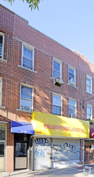 43-06 34th Ave, Long Island City, NY à vendre - Photo de l’immeuble – Image 2 sur 3