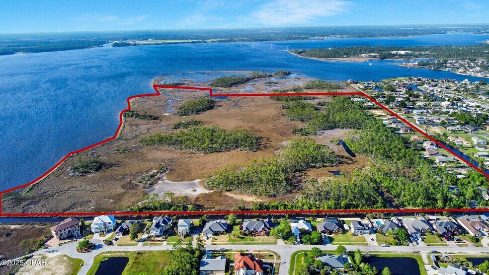 000 Bingoose Ln, Lynn Haven, FL à vendre - Photo de l’immeuble – Image 3 sur 21