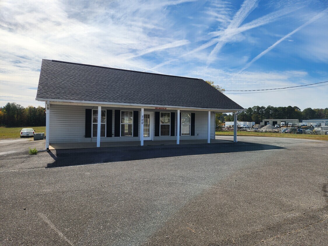 700 W Grand Ave, Rainbow City, AL à louer Photo principale– Image 1 sur 16