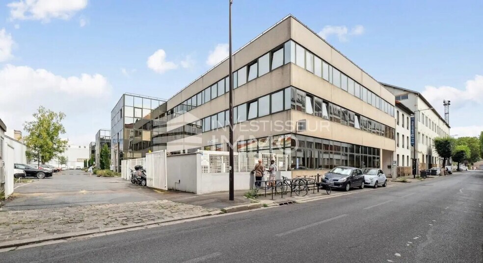Bureau dans Ivry-sur-Seine à louer - Photo de l’immeuble – Image 2 sur 9