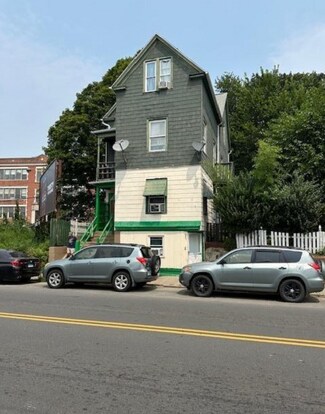 Plus de détails pour 807 E Main St, Waterbury, CT - Logement à vendre