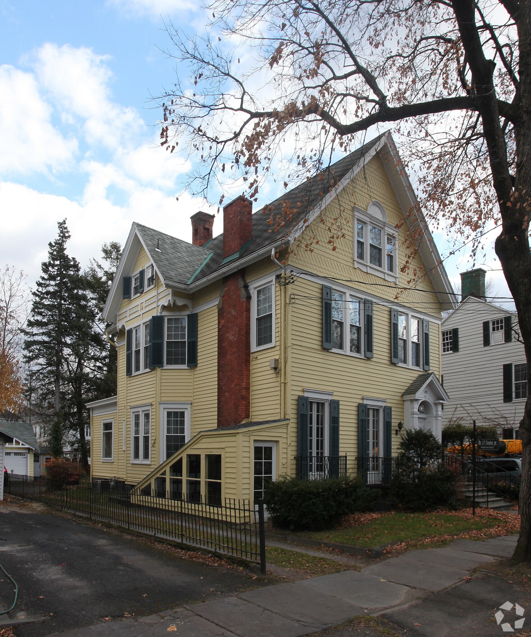 190 Fair St, Kingston, NY à louer Photo principale– Image 1 sur 10