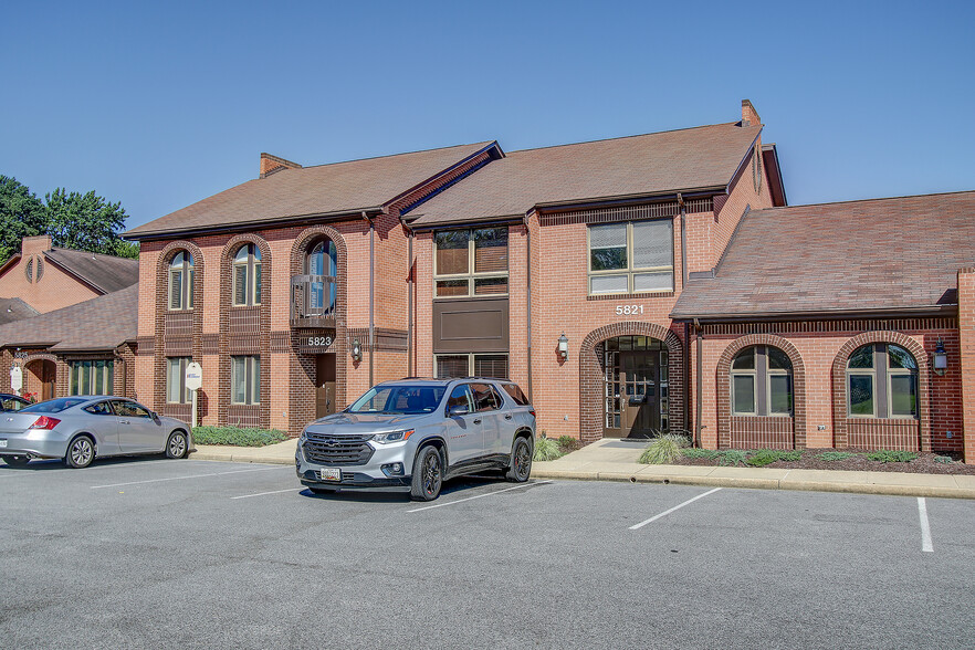 5821 Allentown Rd, Camp Springs, MD à louer - Photo de l’immeuble – Image 2 sur 12