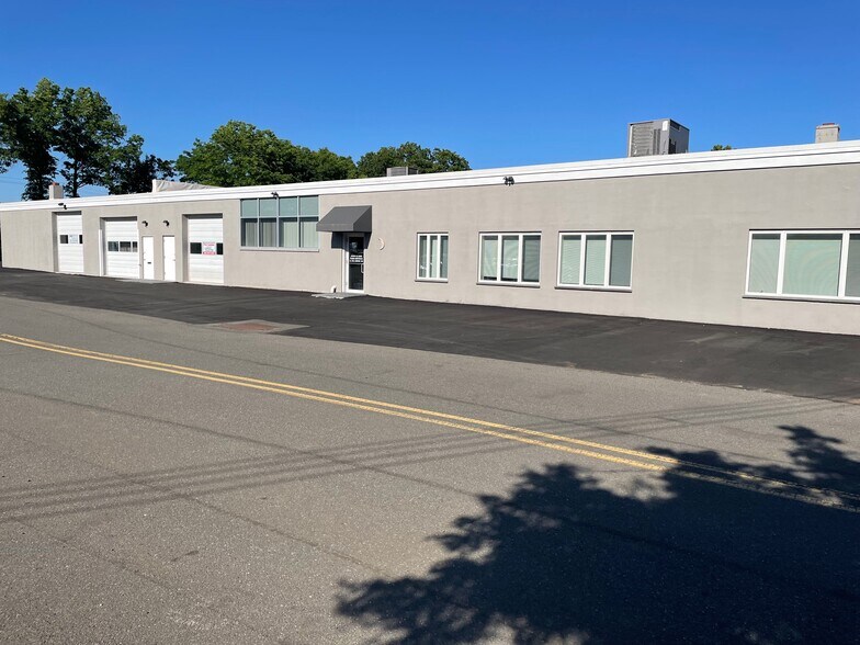 465 W Main St, Wyckoff, NJ à louer - Photo de l’immeuble – Image 3 sur 13