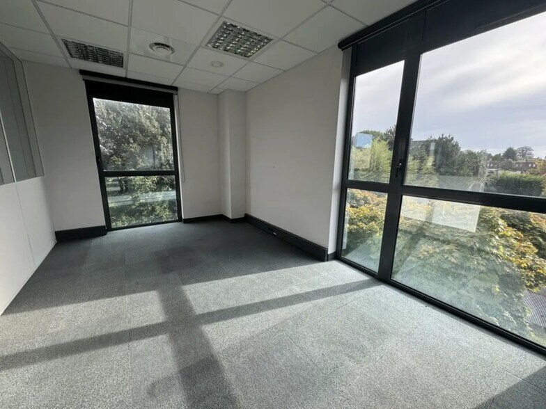 Bureau dans Villeneuve-d'Ascq à louer - Photo de l’immeuble – Image 3 sur 6