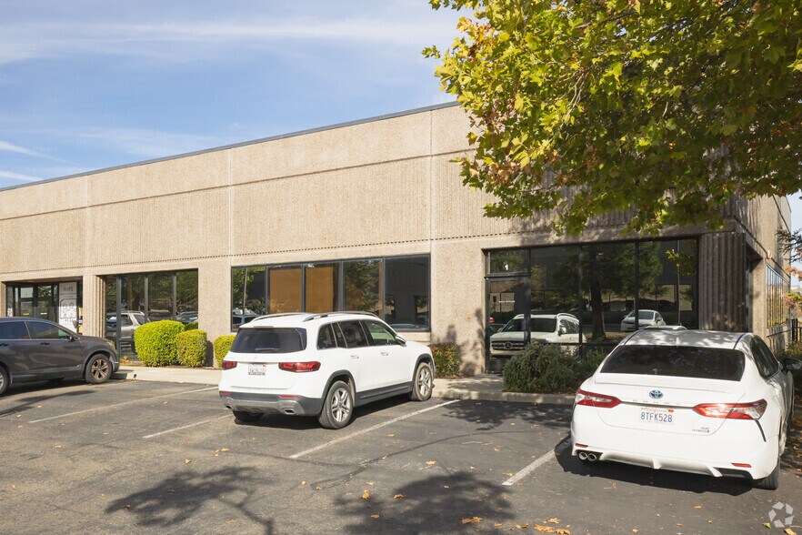 1106 Windfield Way, El Dorado Hills, CA à vendre - Photo de l’immeuble – Image 2 sur 4