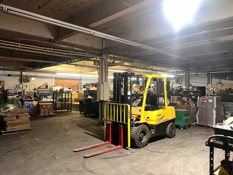 230-234 S 5th Ave, Mount Vernon, NY à louer - Photo de l’immeuble – Image 3 sur 12