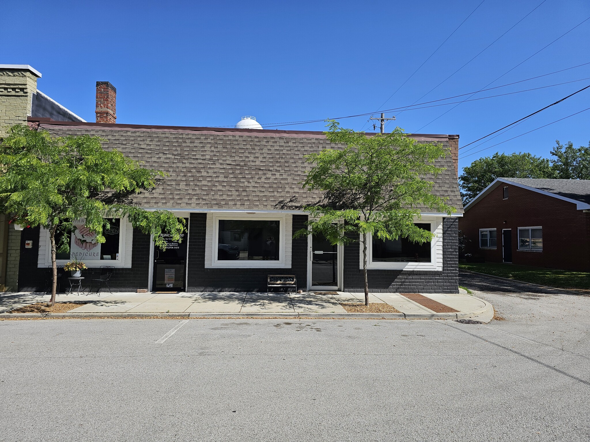 104 E Madison Ave, Kirklin, IN à louer Photo de l’immeuble– Image 1 sur 6