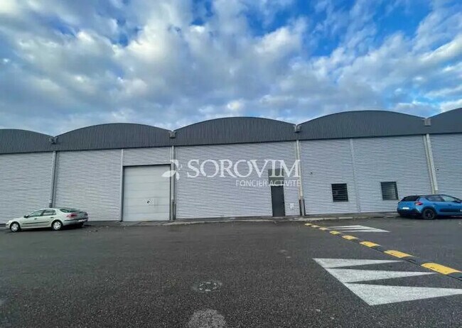 Plus de détails pour 9 Rue Du Dauphiné, Saint-Priest - Local d'activités à louer