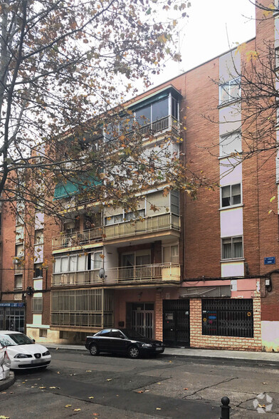 Calle Lugo, 3, Móstoles, Madrid à vendre - Photo de l’immeuble – Image 2 sur 2