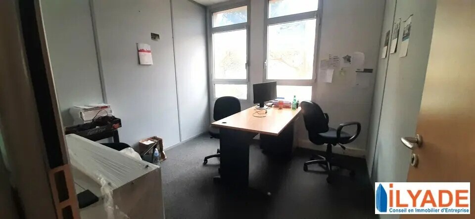 Bureau dans Aix-En-Provence à louer - Photo de l’immeuble – Image 2 sur 7