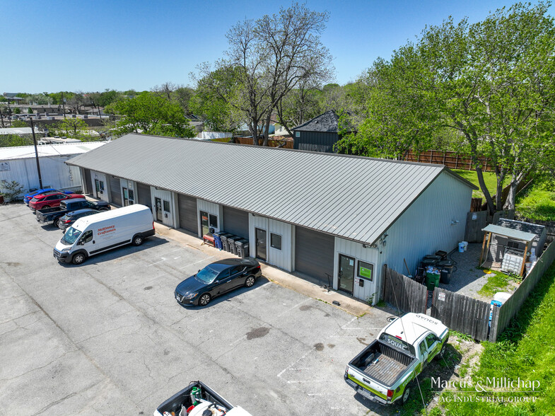707 N Chestnut St, McKinney, TX à vendre - Photo de l’immeuble – Image 3 sur 6
