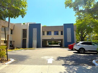 Plus de détails pour 150 NW 70th Ave, Plantation, FL - Bureau/Médical à louer