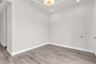 6000 Alma Rd, McKinney, TX à louer Photo intérieure– Image 2 sur 41