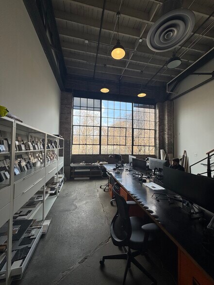 949 W Marietta St NW, Atlanta, GA à louer - Photo de l’immeuble – Image 2 sur 10
