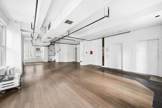 5 E 57th St, New York, NY à louer Photo intérieure– Image 2 sur 3