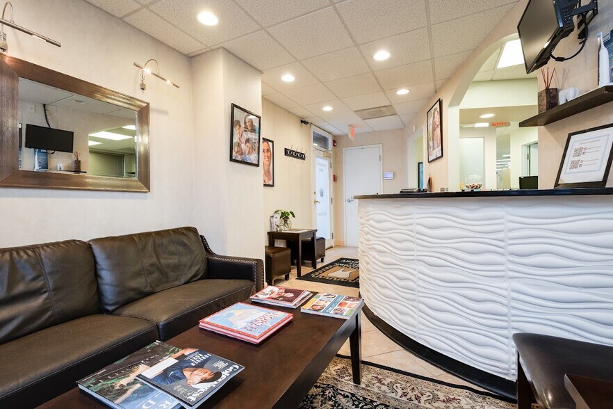 4400 MacArthur Blvd NW, Washington, DC à vendre - Photo intérieure – Image 3 sur 74