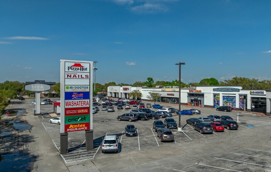 8201-8235 Broadway St, Houston, TX à vendre - Photo de l’immeuble – Image 2 sur 6