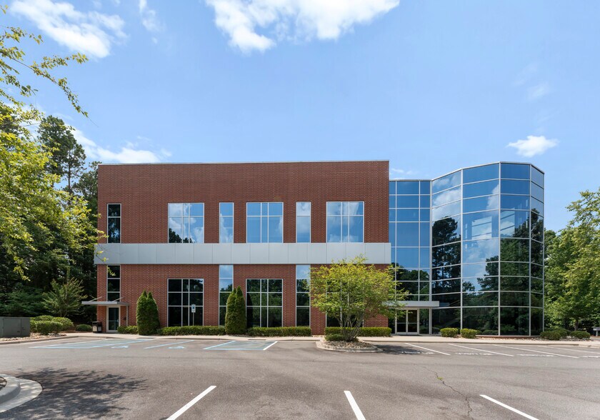 483 Lakeshore Pky, Rock Hill, SC à vendre - Photo de l’immeuble – Image 2 sur 20