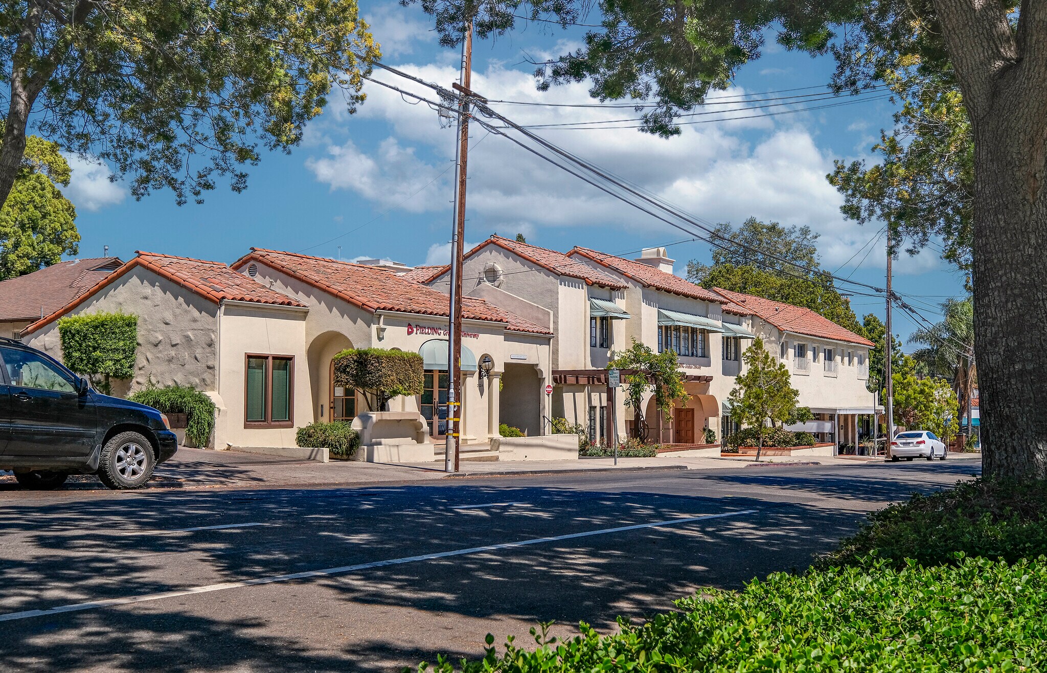 2020-2024 De la Vina St, Santa Barbara, CA à vendre Photo de l’immeuble– Image 1 sur 8