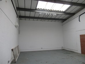 59 Weir Rd, Londres à louer Photo intérieure– Image 2 sur 3