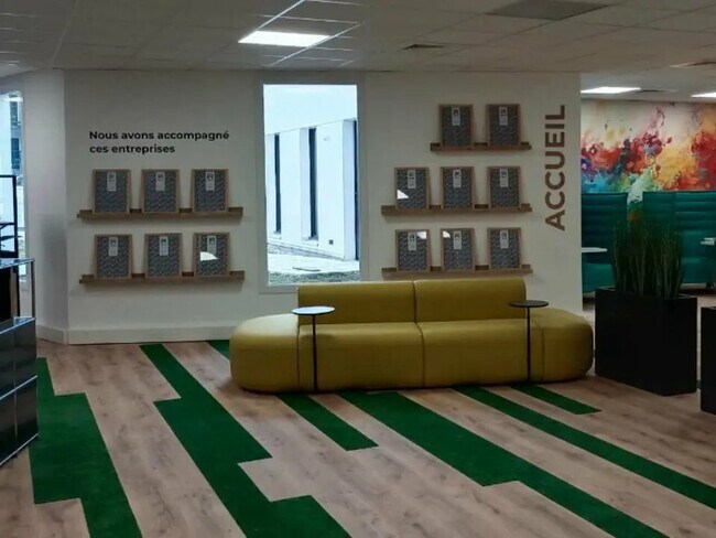 Plus de détails pour Bureau à louer