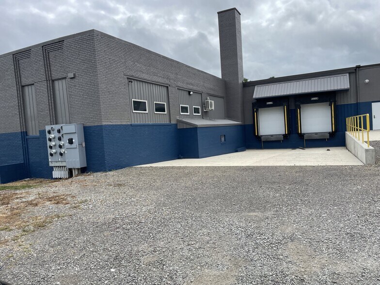 2351 Mount Pleasant Rd, Mount Pleasant, PA à louer - Photo de l’immeuble – Image 3 sur 20
